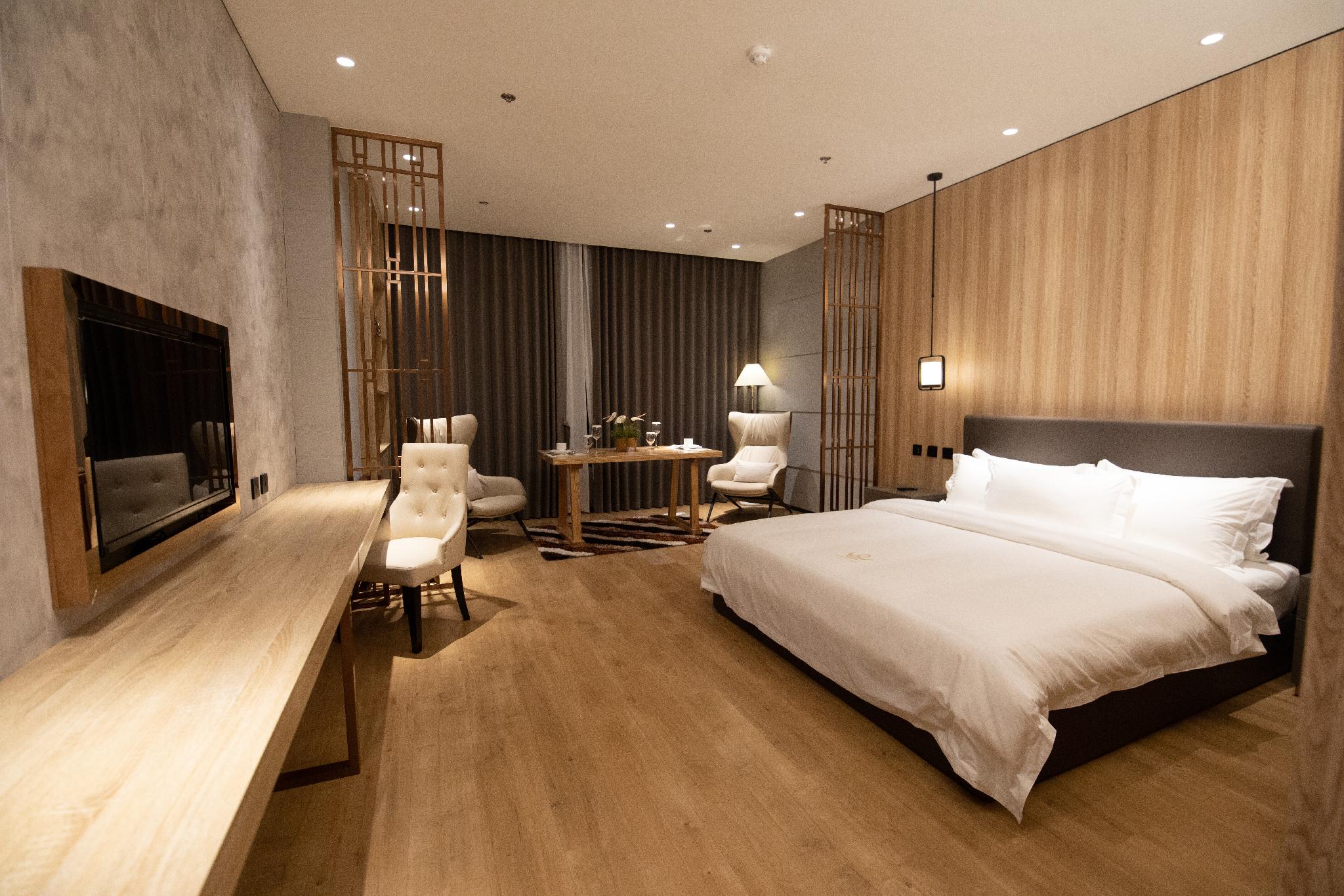 Lotus Blu Hotel Naga 13/36