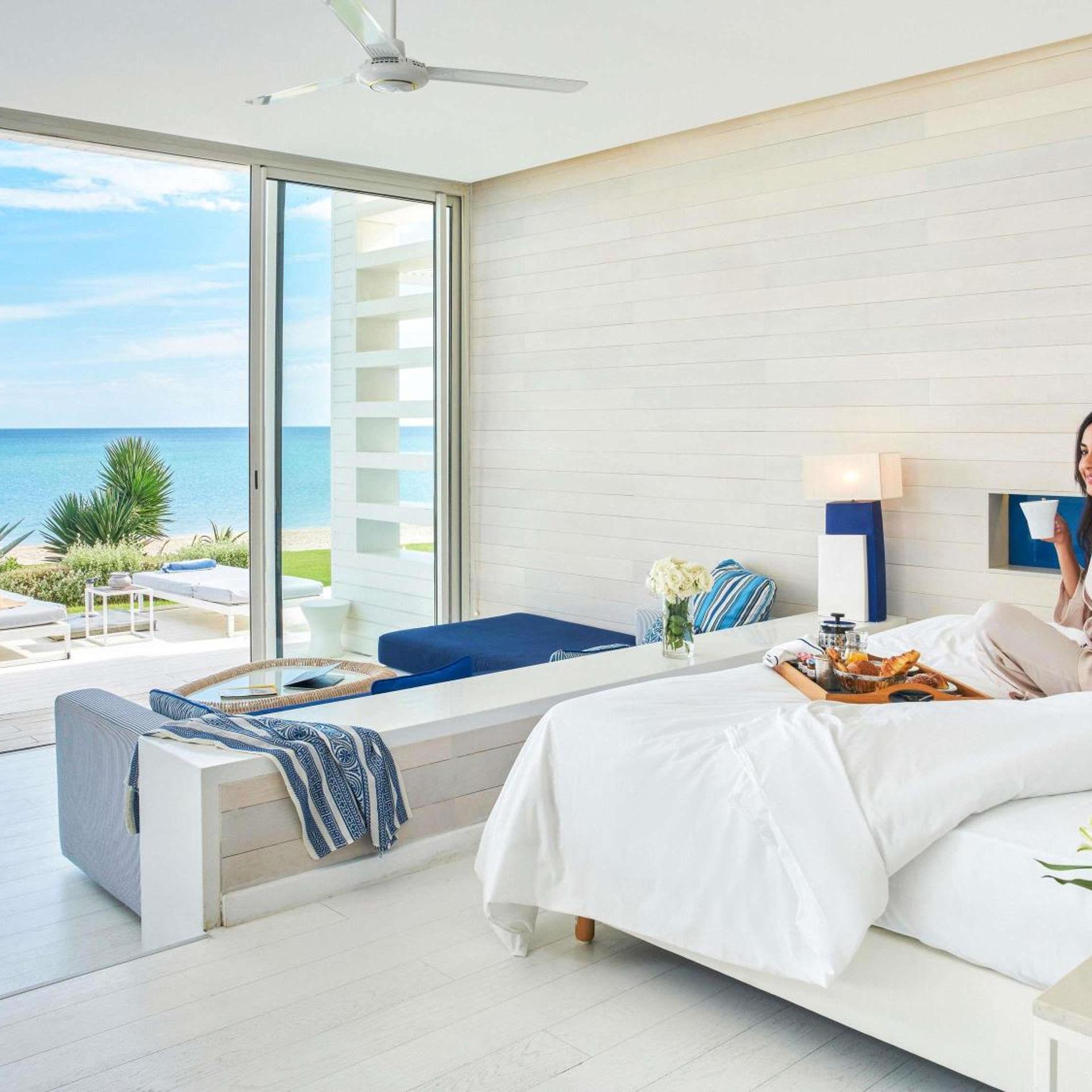 Beach, Suite, King Bed, Panoramic View