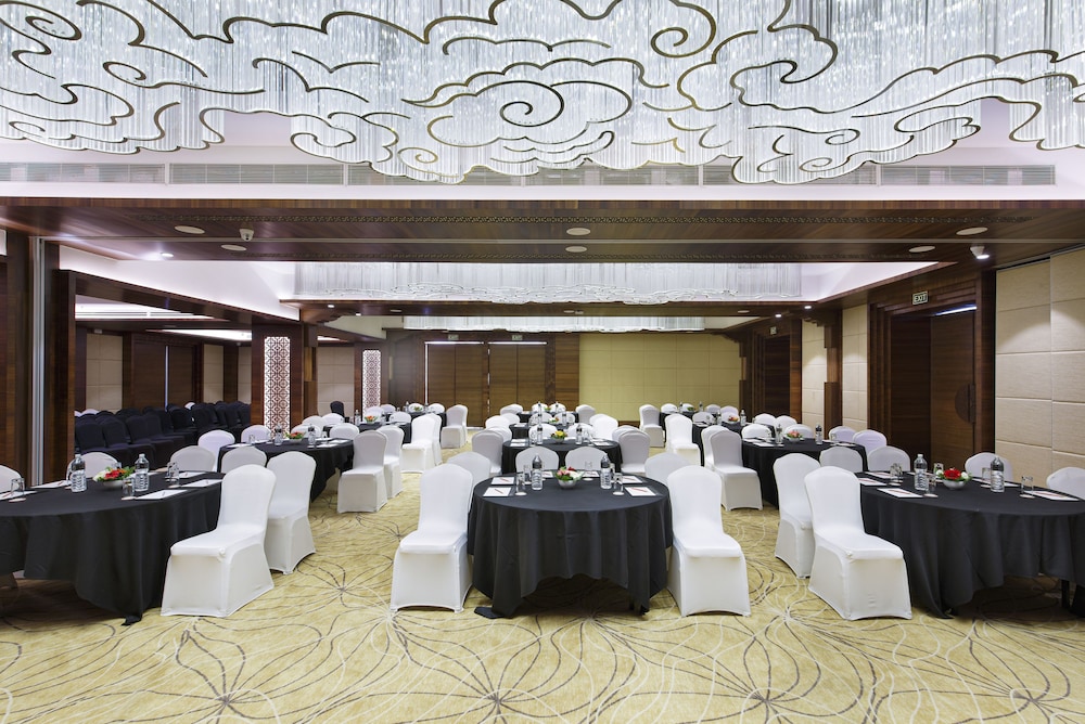 Ramada by Wyndham Kathmandu Dhumbarahi 58/65