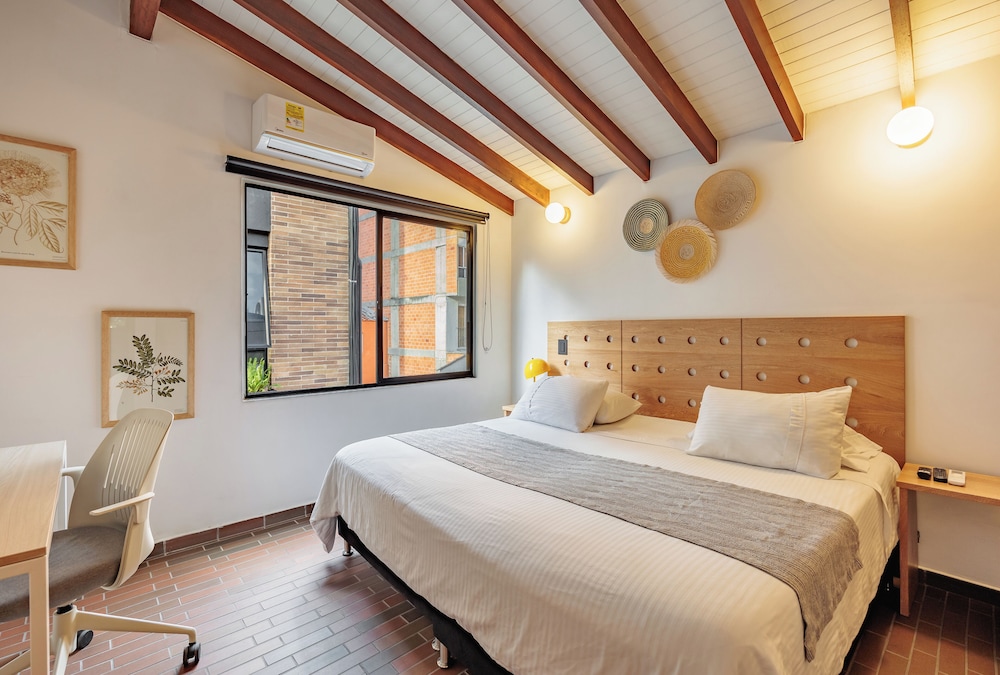 1 BEDROOM, APARTMENT, BALCONY