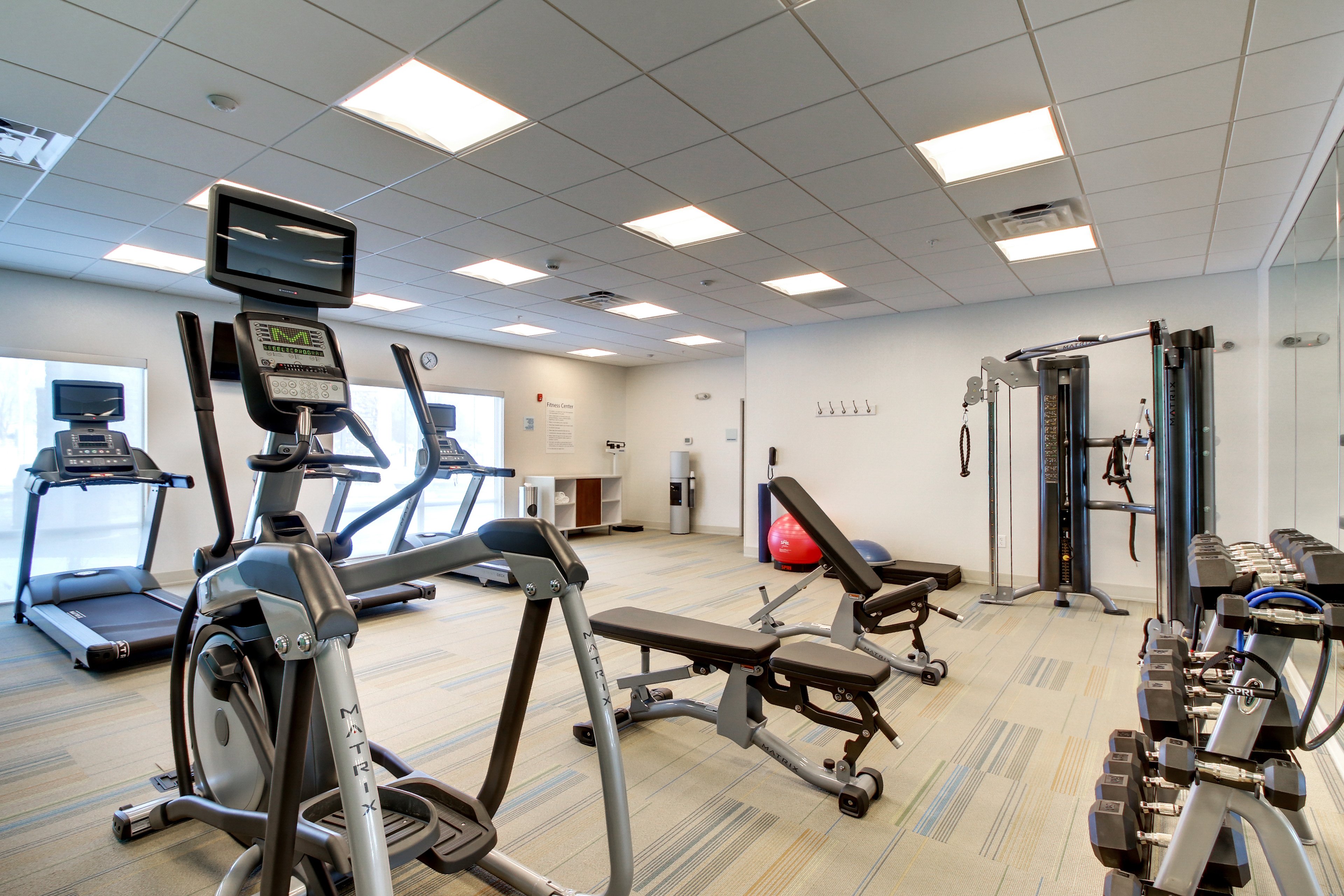 Holiday Inn Express & Suites GALESBURG 42/61
