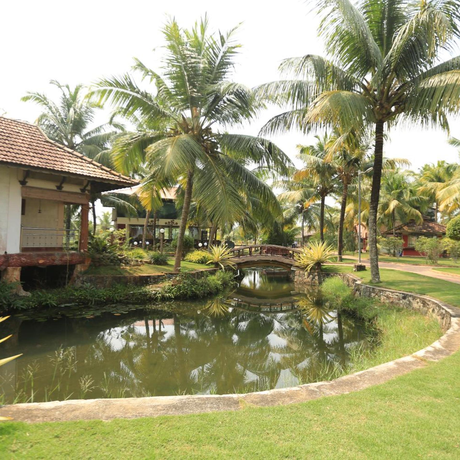 KALATHIL LAKE RESORT 40/55