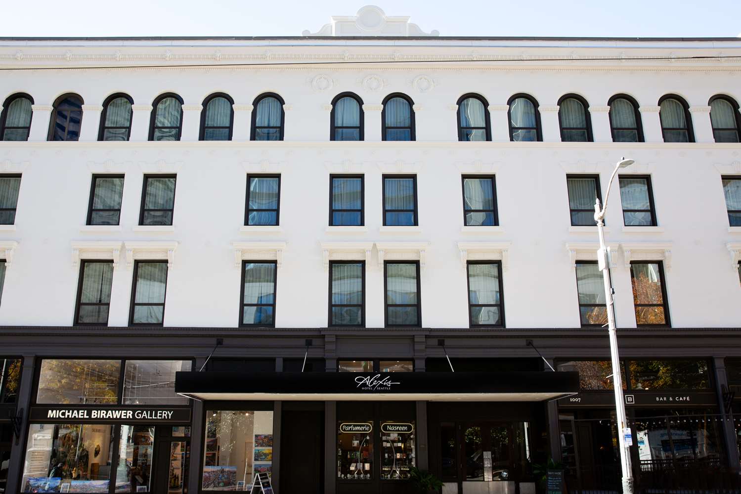 The Alexis Royal Sonesta Hotel Seattle 1/5