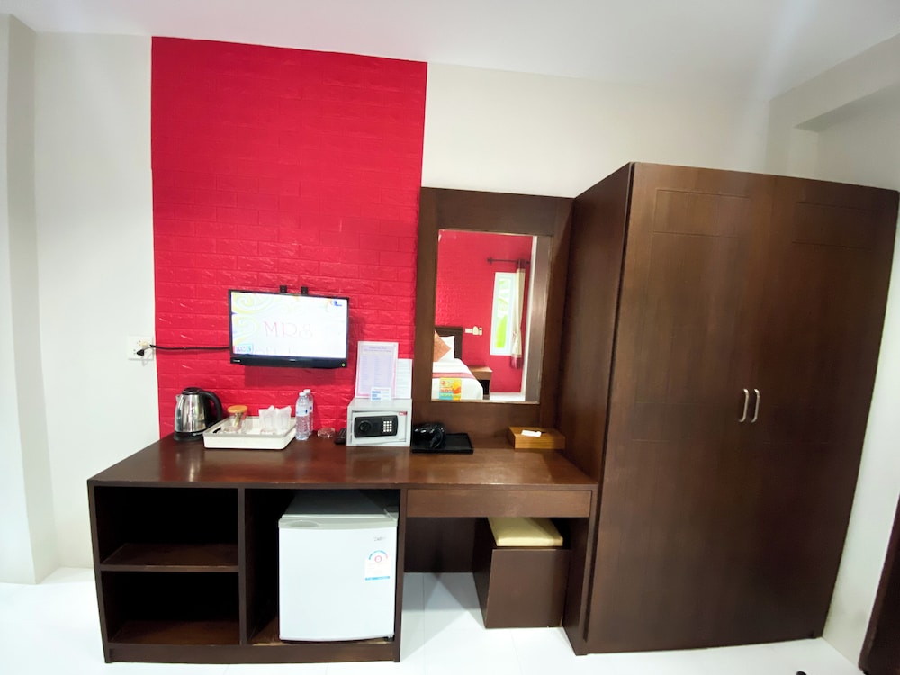 Hatzanda Lanta Resort 50/64