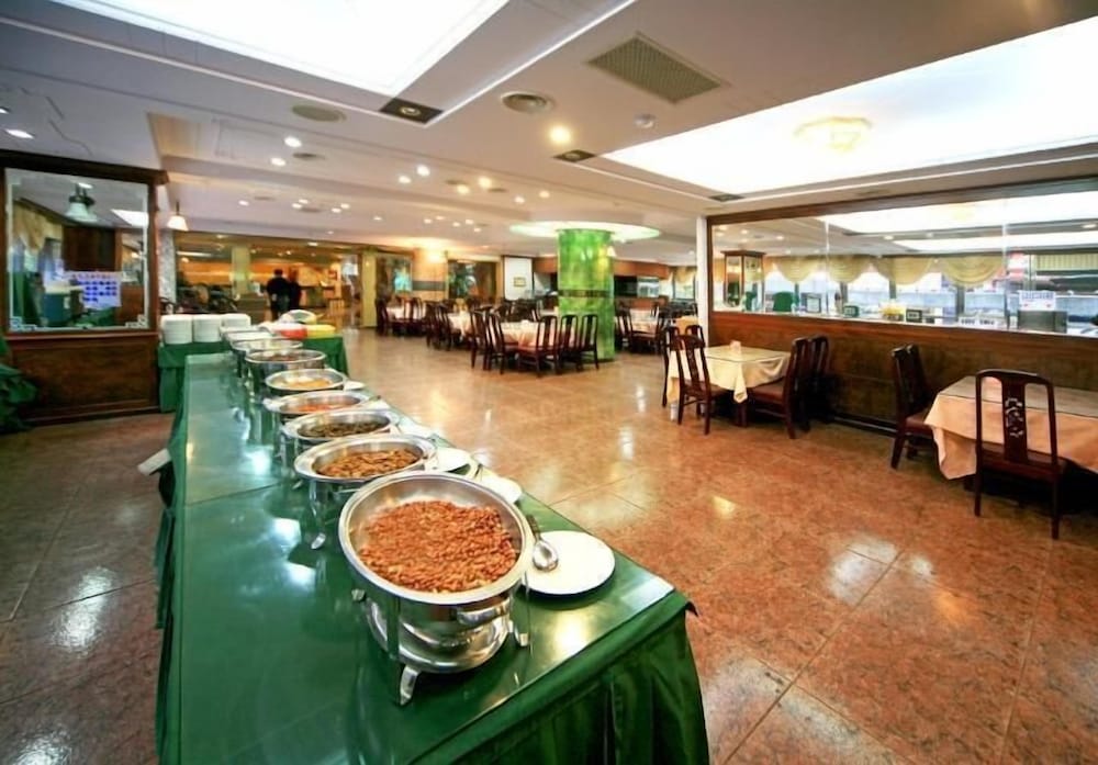 Ming Lu Holiday Hotel 41/50