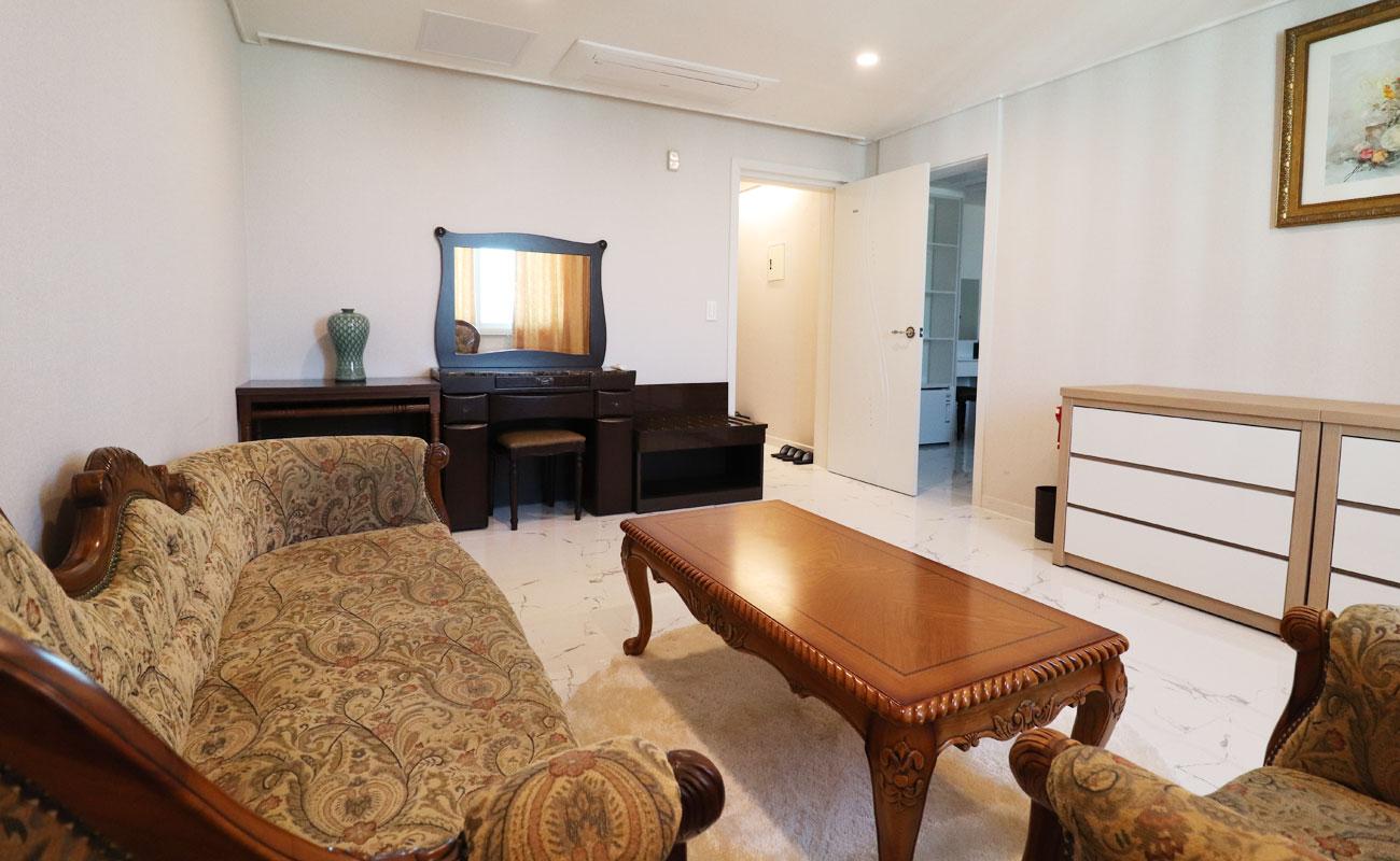 Chungju Grand Hotel 24/36