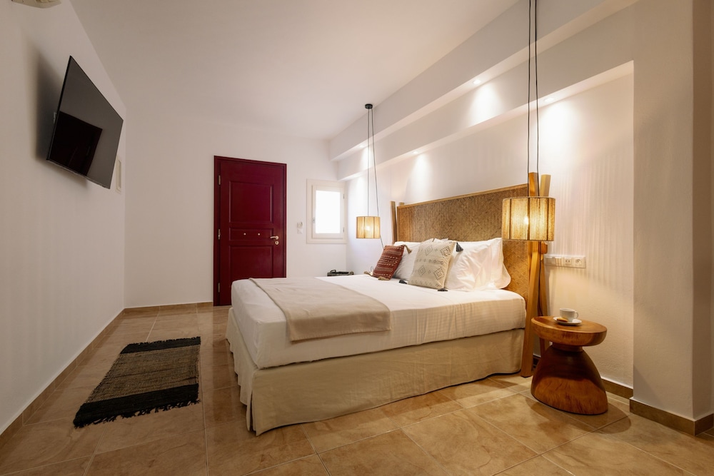 Ariadne Hotel 13/74