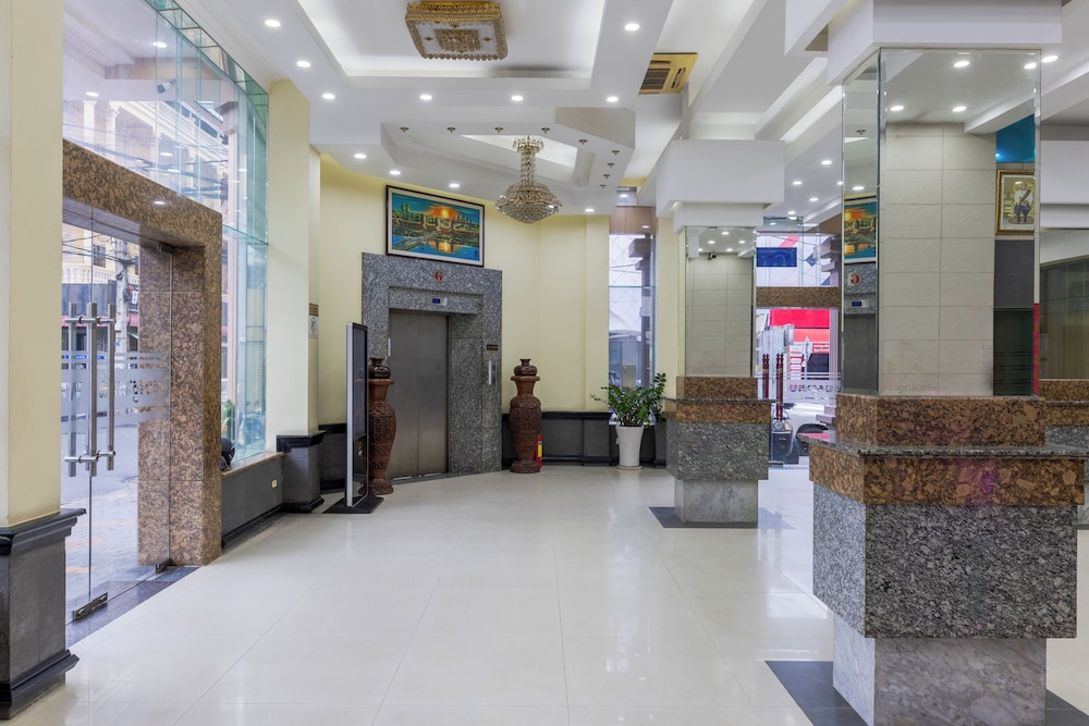 SALITA HOTEL 12/75