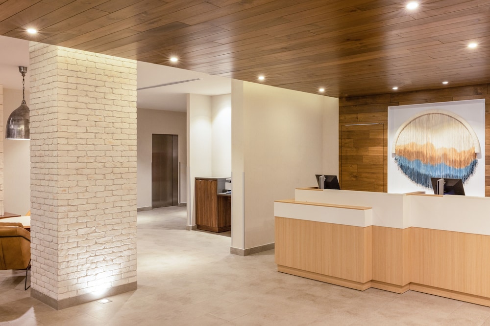 Lobby at Fairfield Inn & Suites by Marriott Cancun Downtown, CANCUN