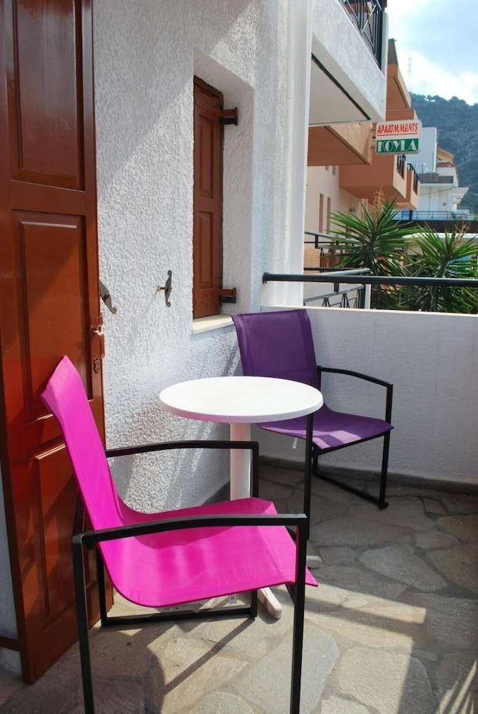 Koula Apartments 46/47