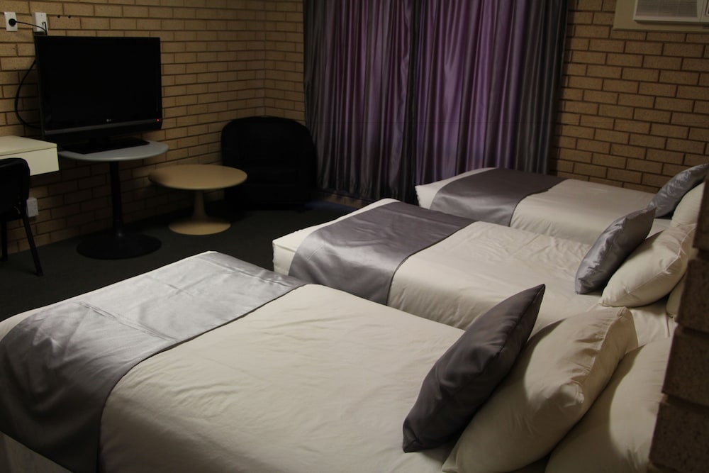 Carnarvon Motel 22/60