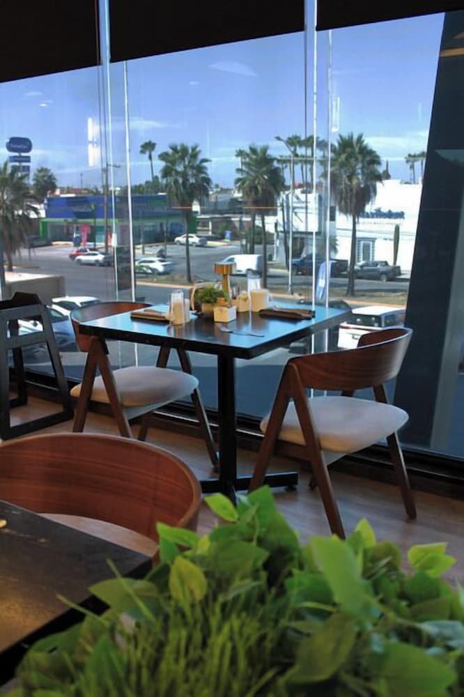 Esplendor by Wyndham Los Mochis Country Place 38/60