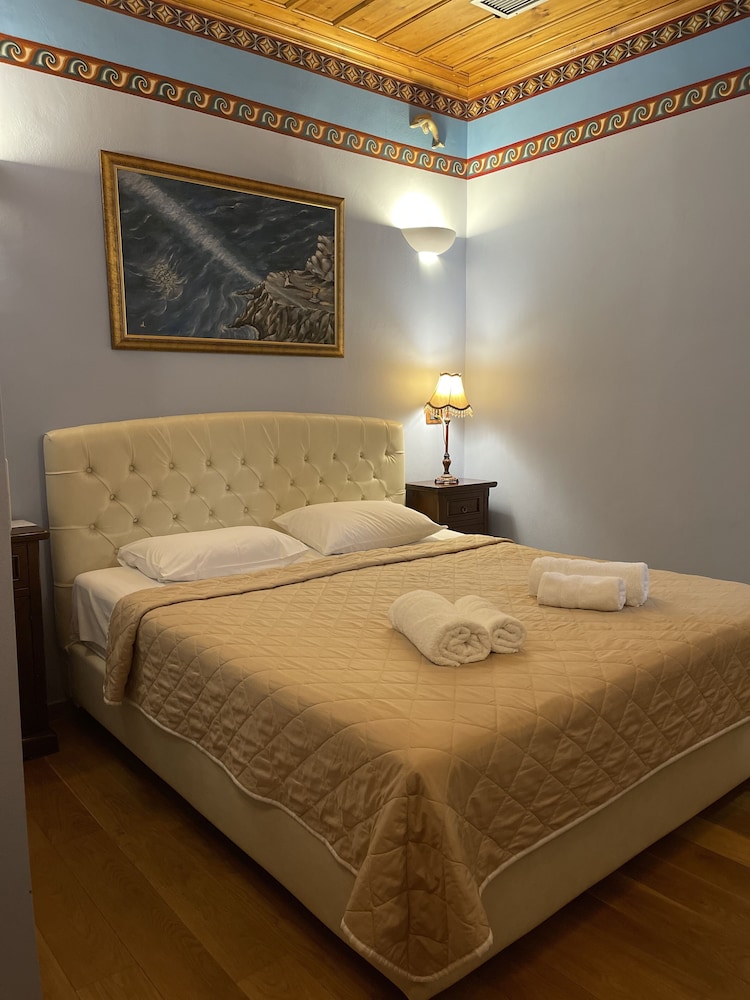 غرفة ديلوكس بسرير كينج، Kyveli Suites 2/3