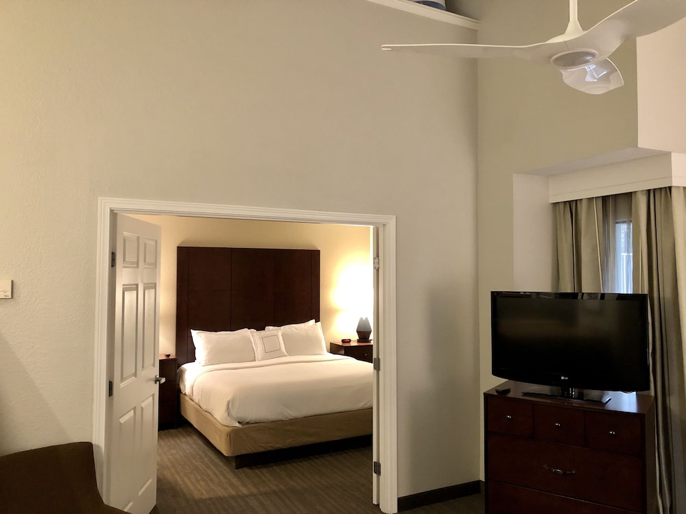 Residence Inn by Marriott Seattle Bellevue 16/57