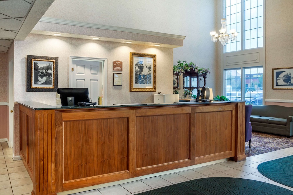 Wintergreen Hotel & Conference Center 5/49