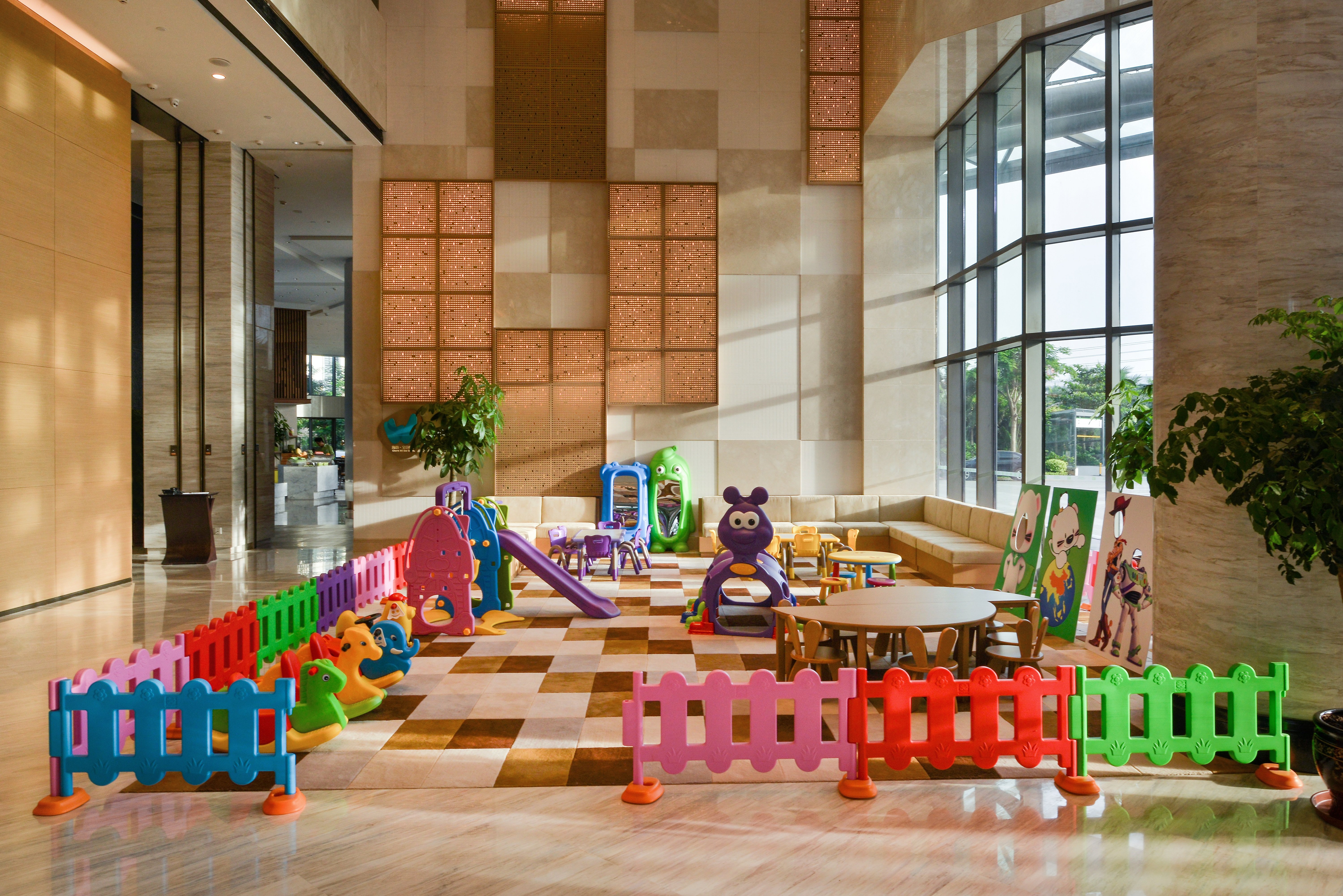 Holiday Inn Haikou West Coast 39/50