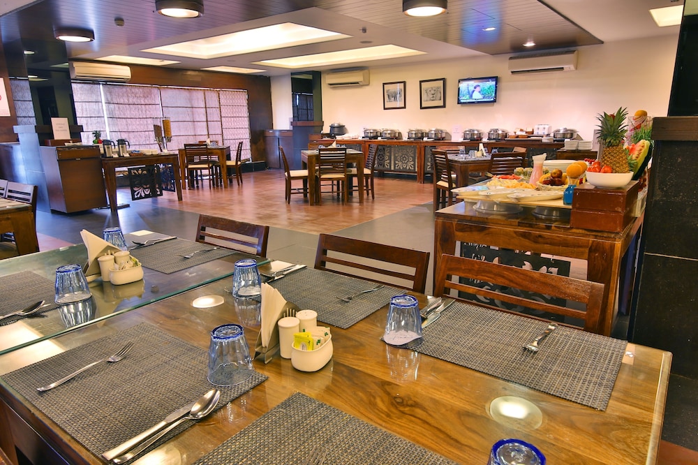 Hotel Clarks Collection Vadodara 37/50