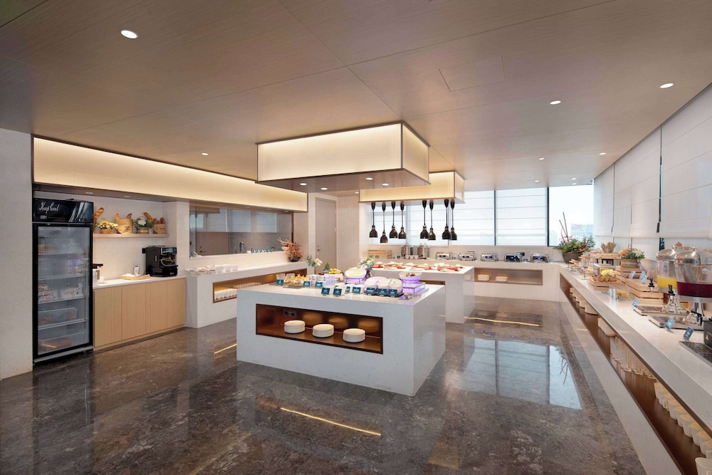 Days Inn by Wyndham Zhuhai Gongbei Port 34/41