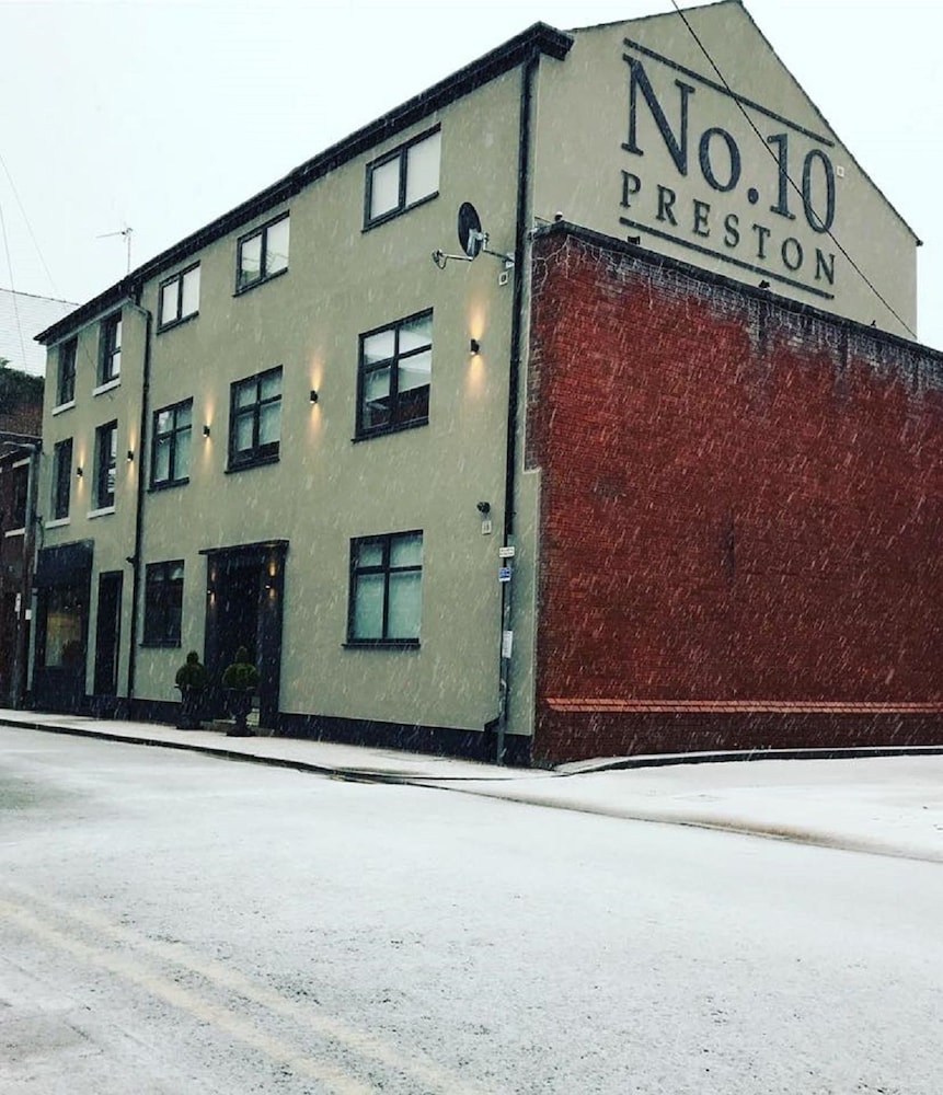 No.10 Preston 2/50