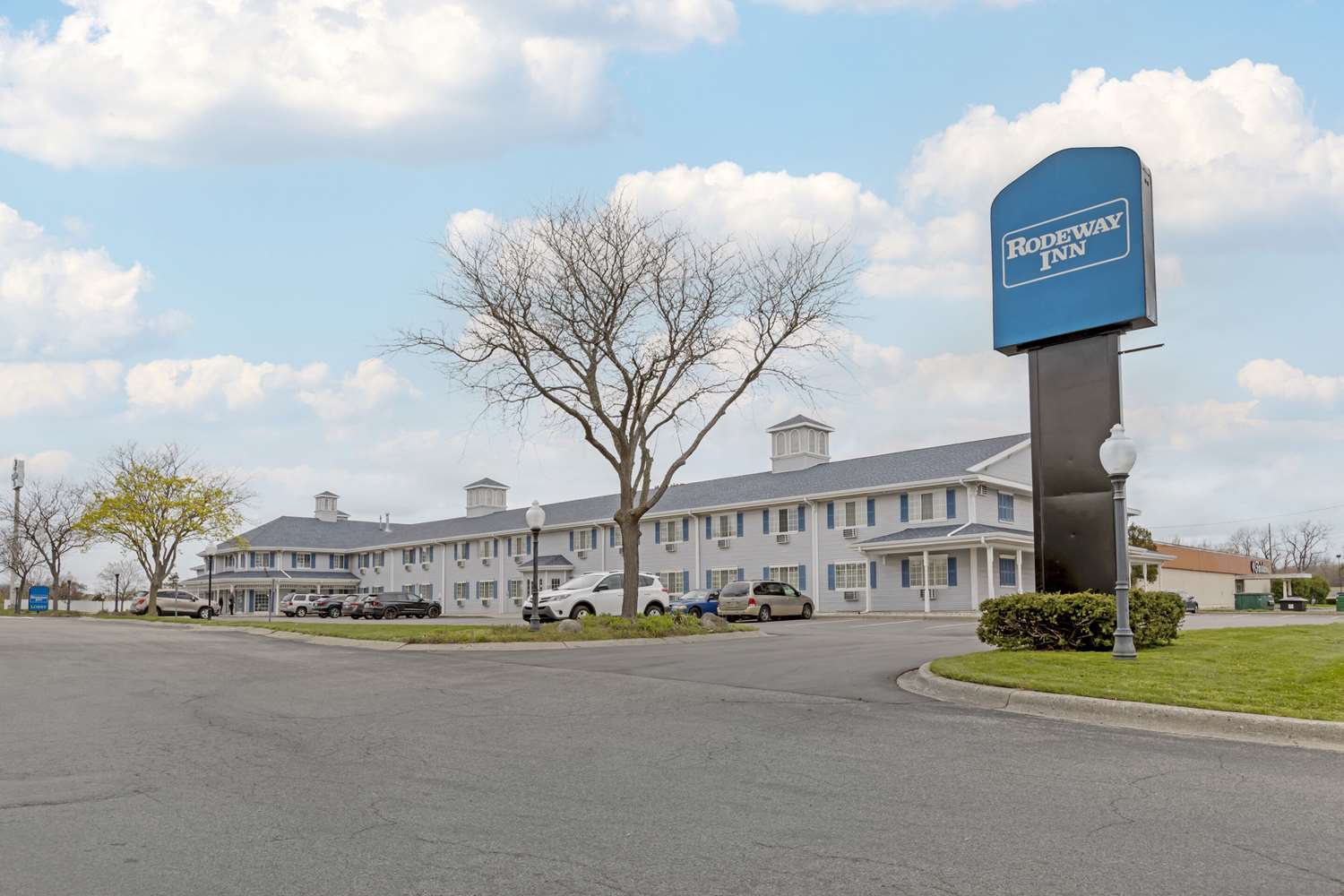 Rodeway Inn Grandville - Grand Rapids 17/22