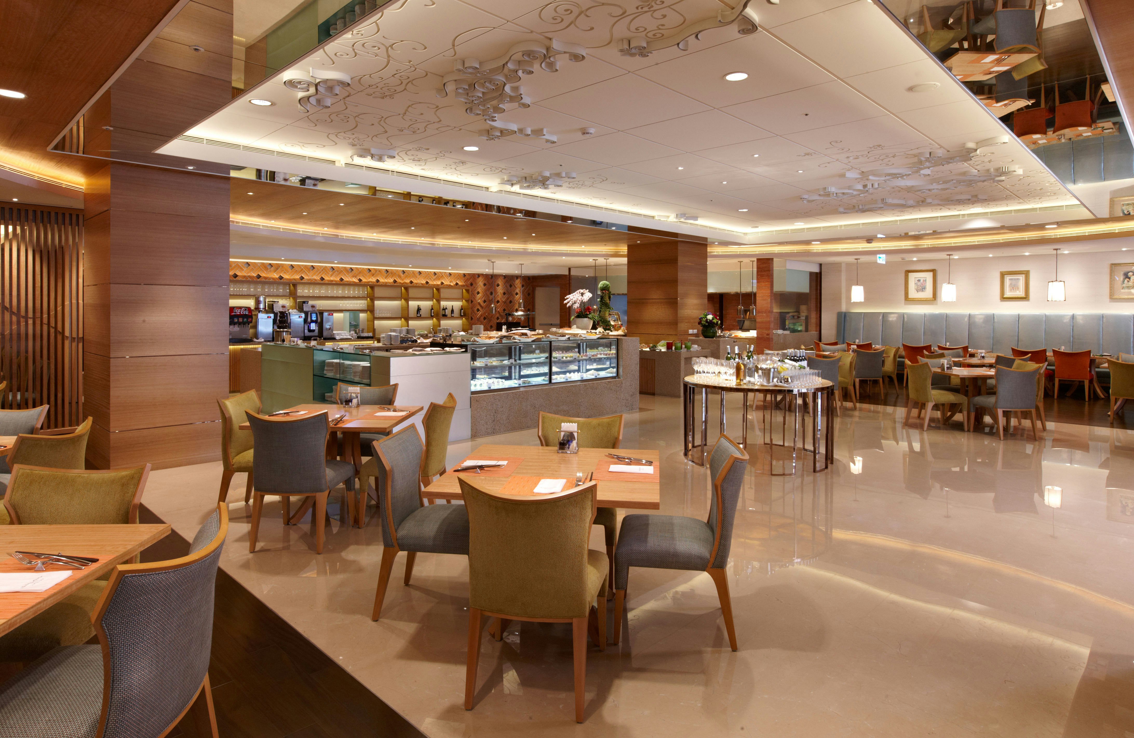 THE OKURA PRESTIGE TAIPEI 68/82