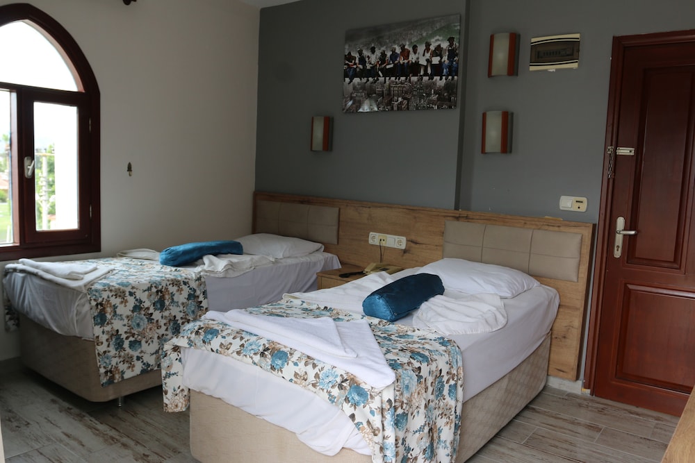 Otel Eroglu 20/44
