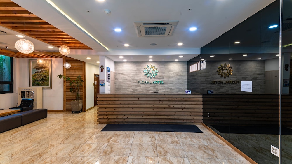 Haema Hotel 9/61