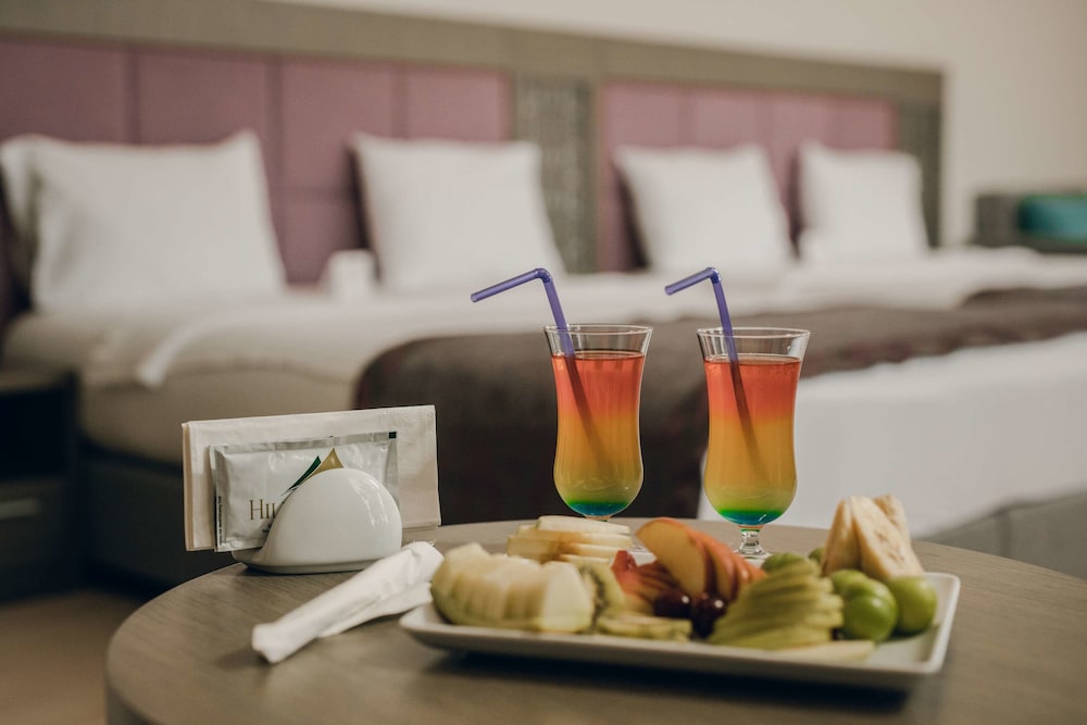Hilly Hotel 35/71
