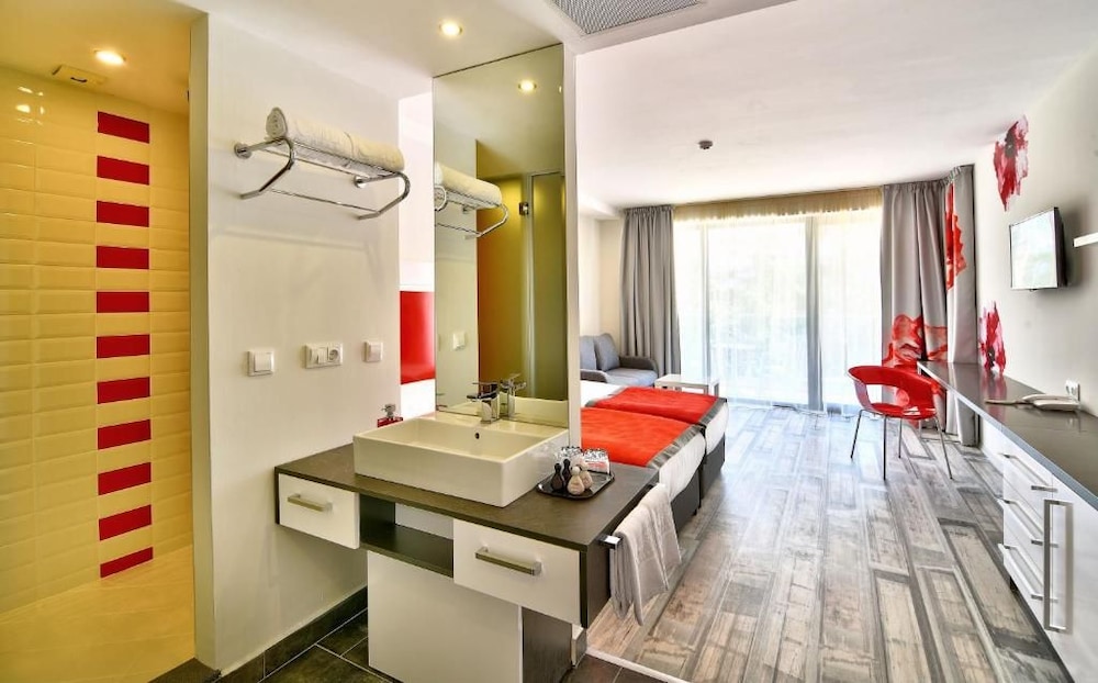 Grifid Hotel Foresta 39/40