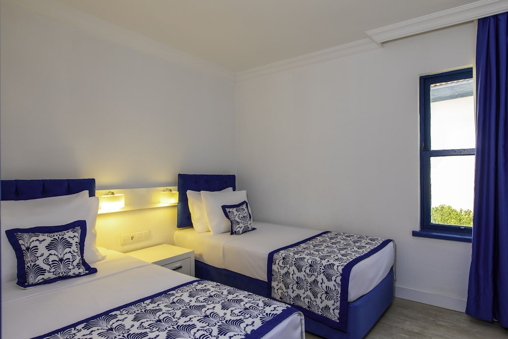 Asteria Ephesus Kusadasi 40/58