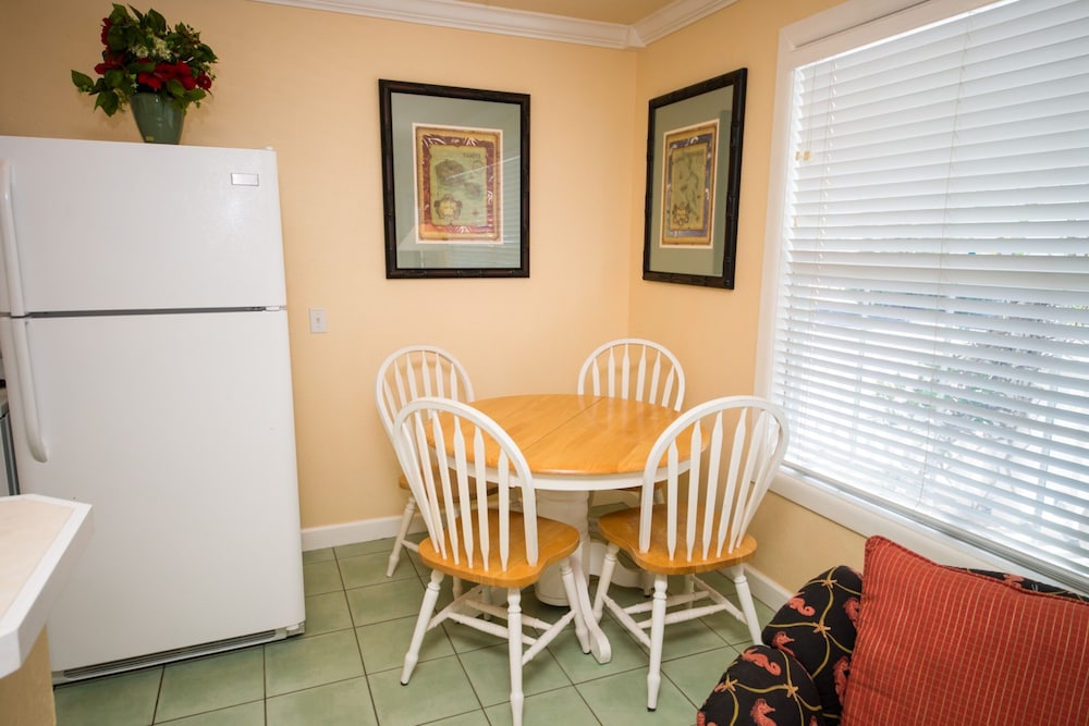 Tradewinds Beach Resort 46/68