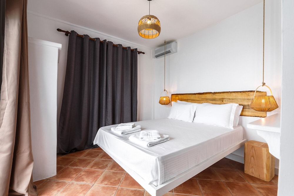 Marabou Hotel 12/42