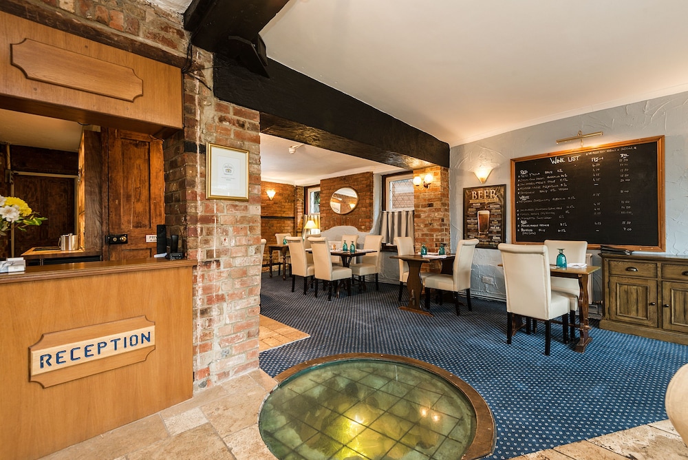 The Inn with the Well 4/36