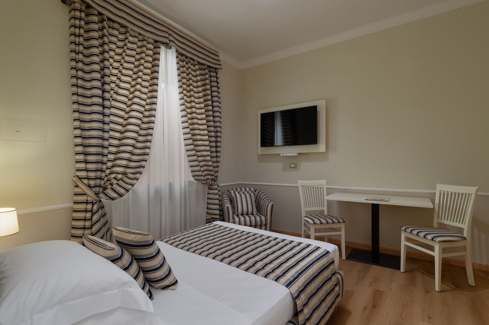 Albergo Reggio 21/63
