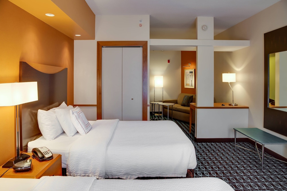 Fairfield Inn And Suites Lake City 10/50