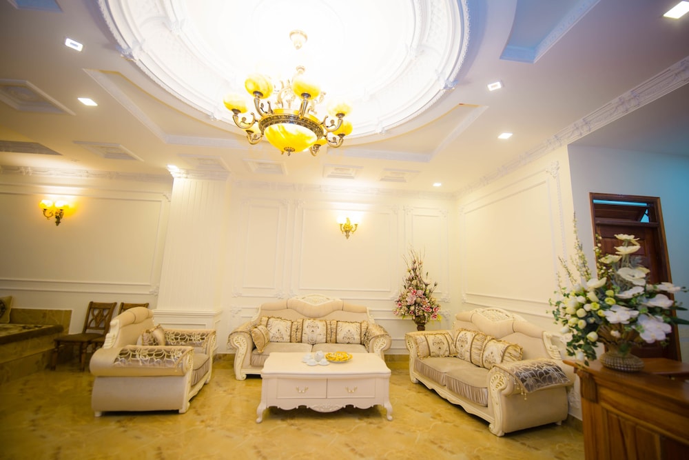 Hong Tung Hotel 28/36