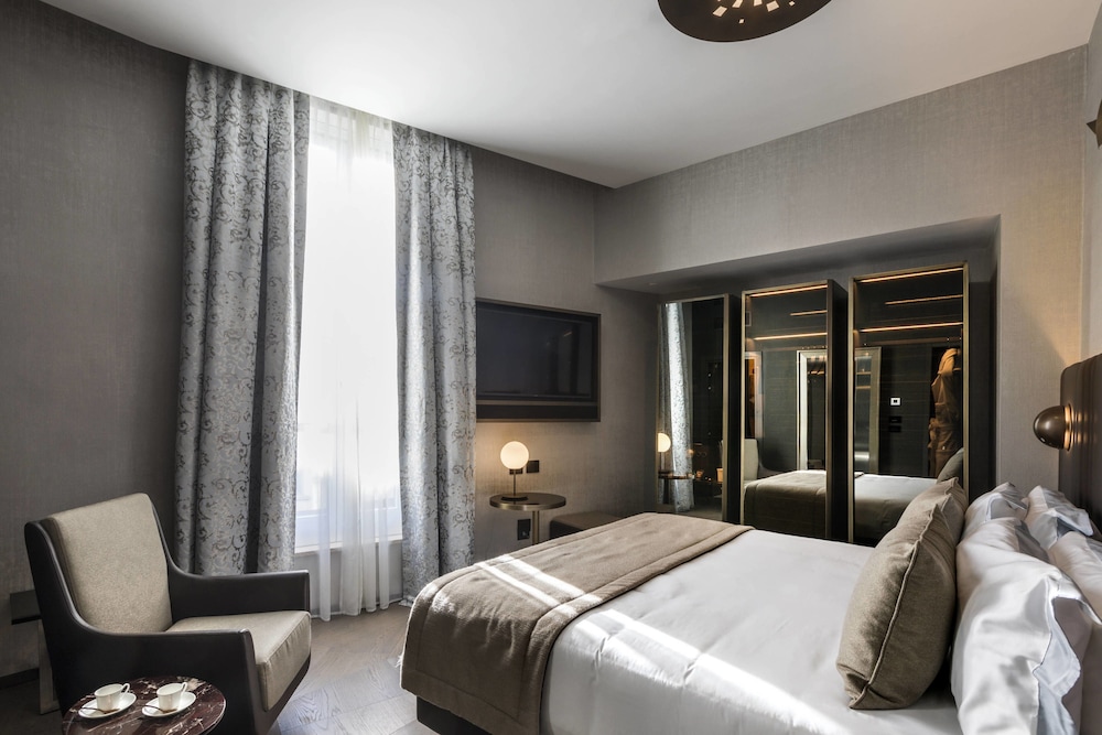 The Pantheon Iconic Rome Hotel, Autograph Collection 8/32