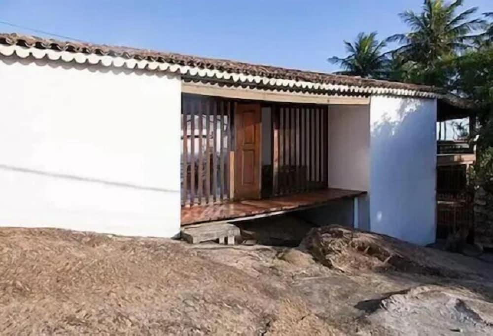 Cliffside Guest House Experience 2/67