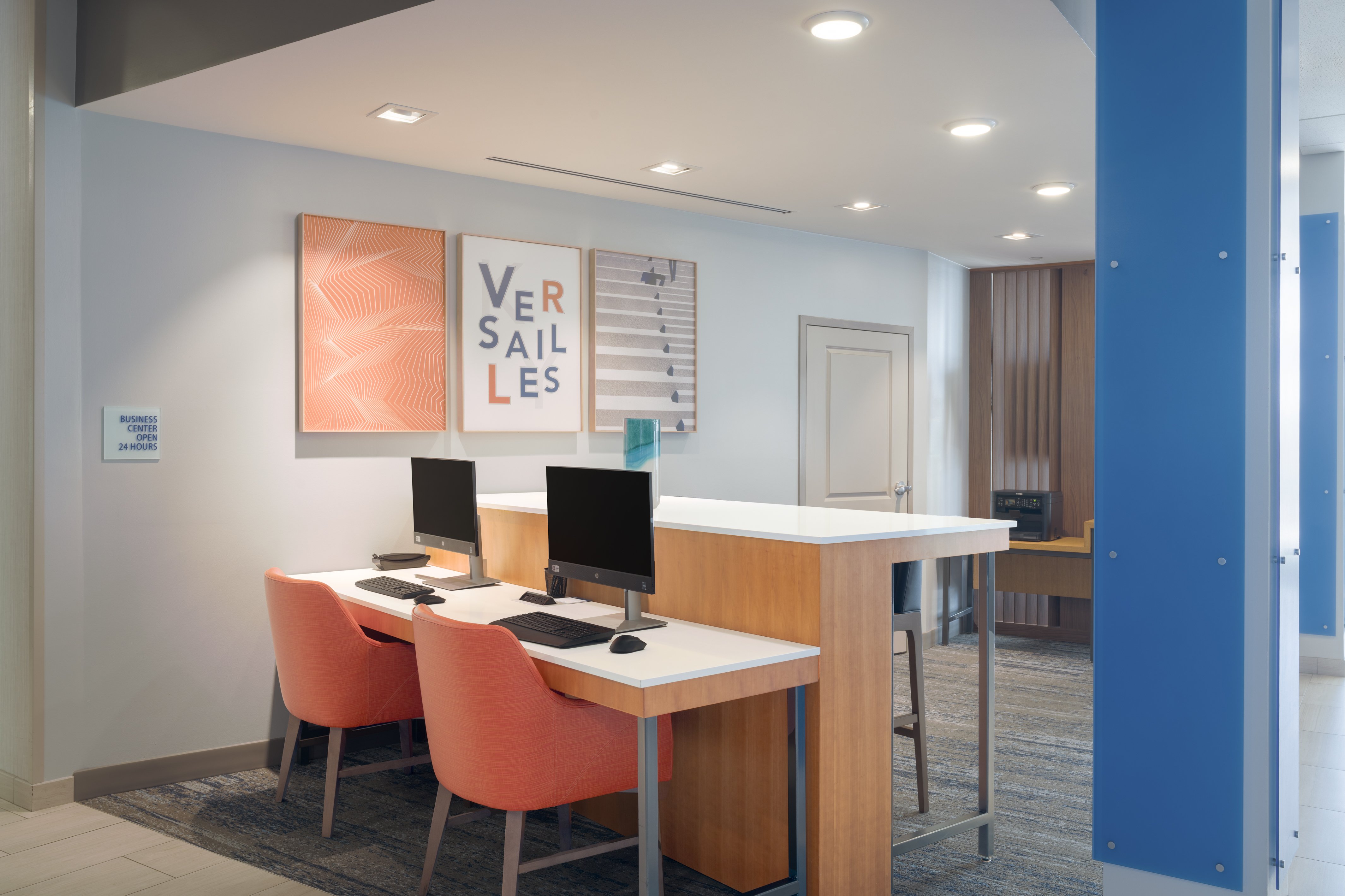 Holiday Inn Express & Suites Lexington W - Versailles 62/70