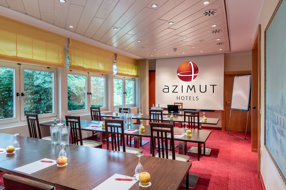 Azimut Hotel Dresden 46/66