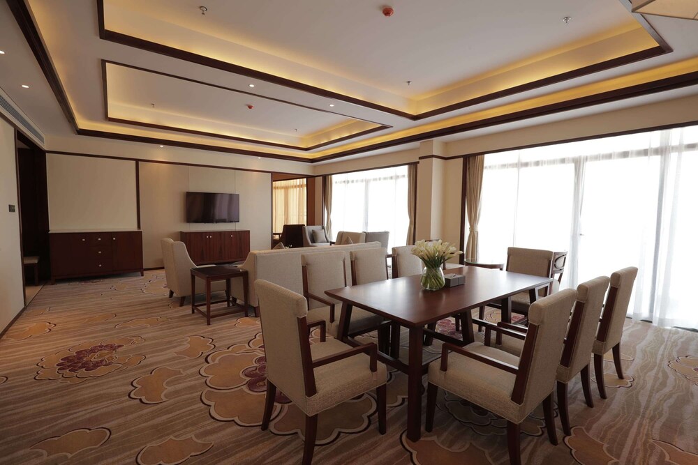 Ramada by Wyndham Kunming YiLiang 39/44