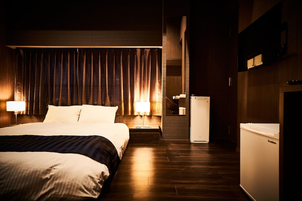 ROOM, DOUBLE BED, PRIVATE BATHROOM