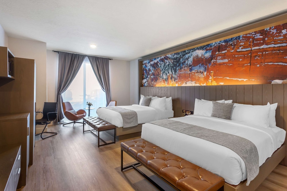 The Valor, Ascend Hotel Collection 17/55