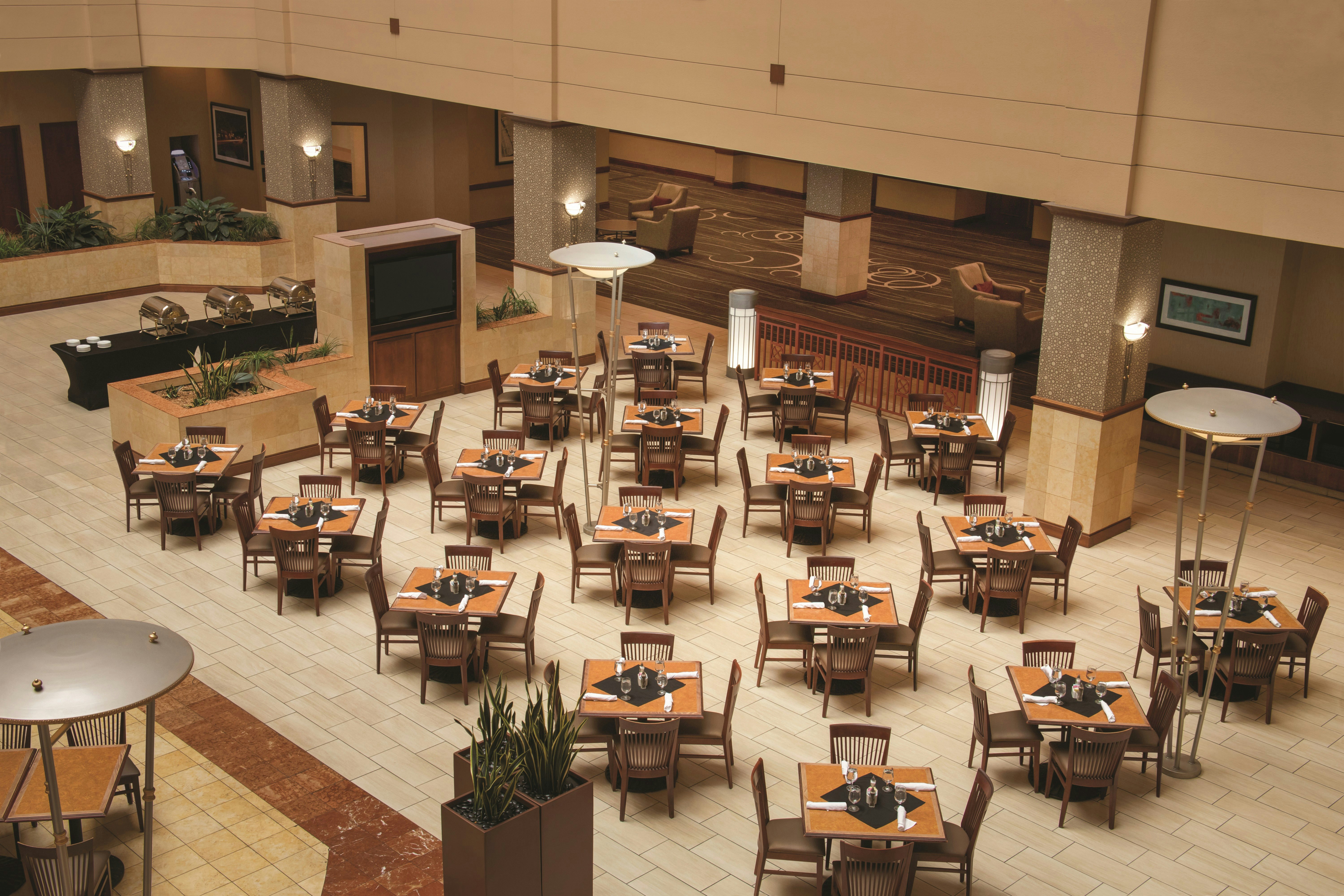 Embassy Suites by Hilton Franklin Cool Springs 47/75