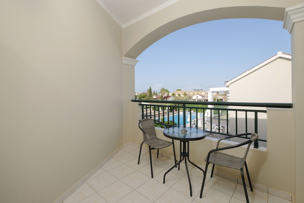 Terezas Hotel 42/50
