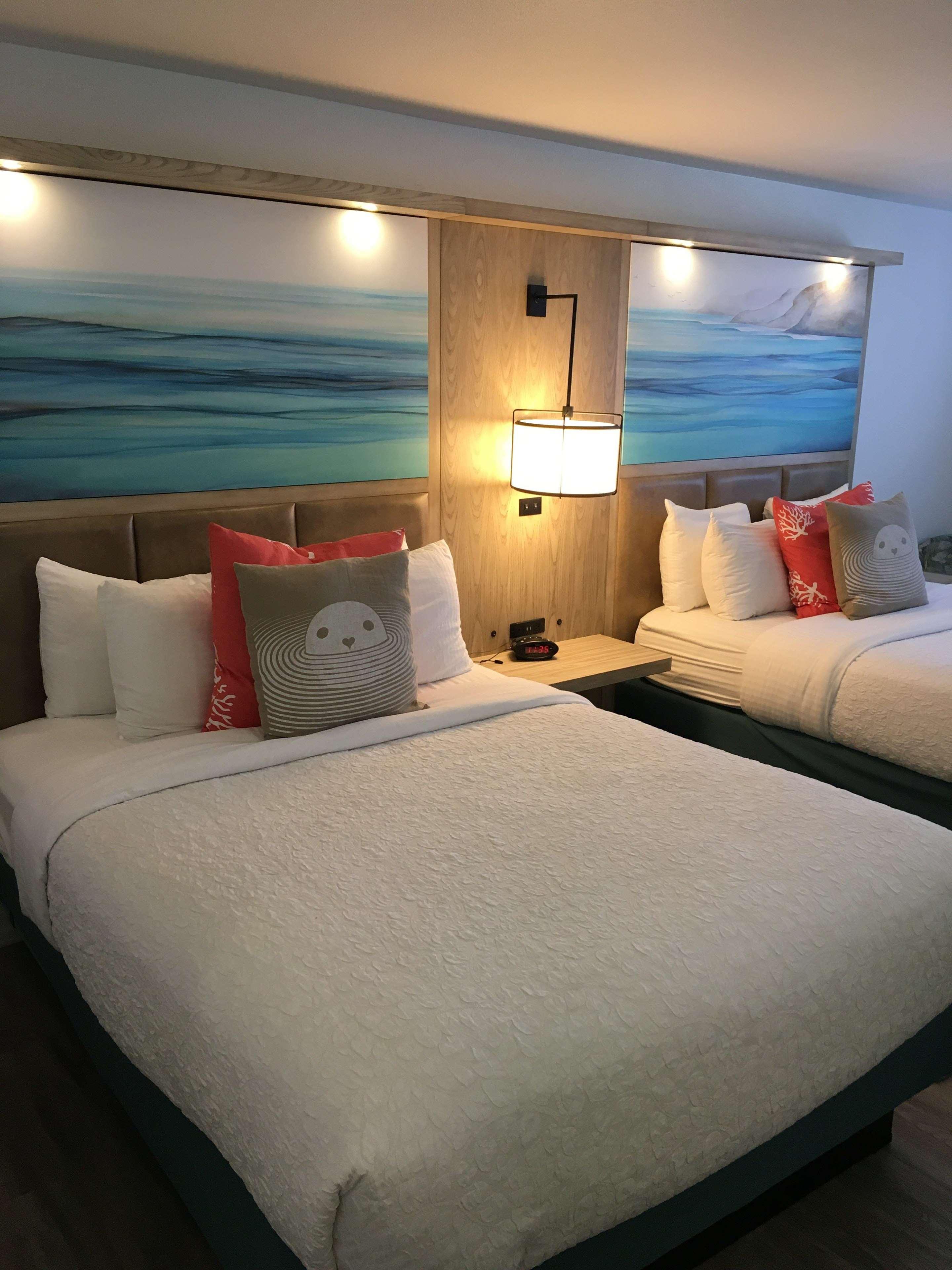 Room, 2 Queen Beds, Jetted Tub