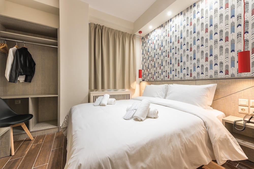 Athens Lights Hotel 8/41