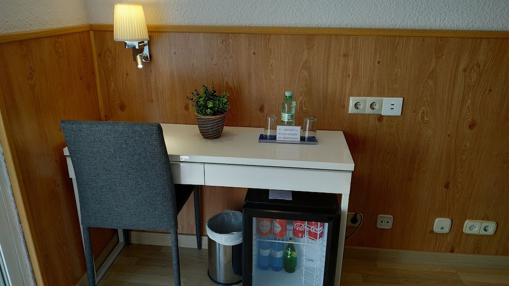 Hotel Mendez Nunez 9/49