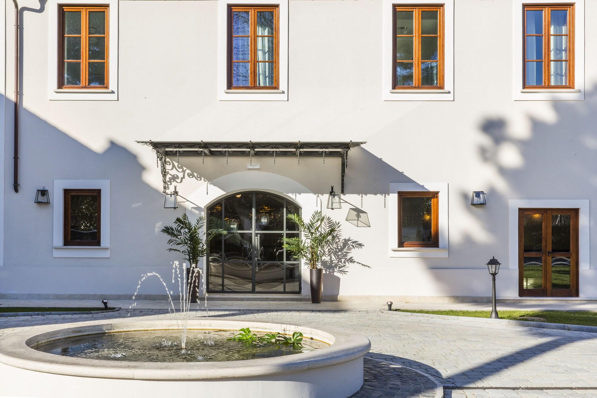 Favilla Hotel Di Charme 49/56