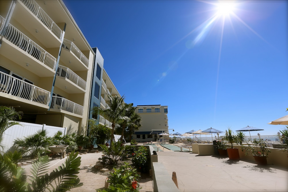 Shoreline Island Resort Exclusively Adult 4/50